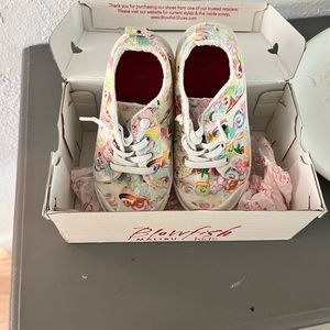Blowfish kids shoes size 10